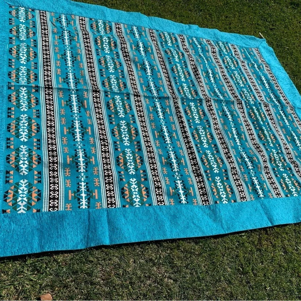 Blanket from Turkey Doable lairs
